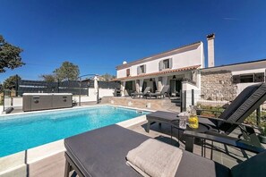 Outdoor pool, a heated pool