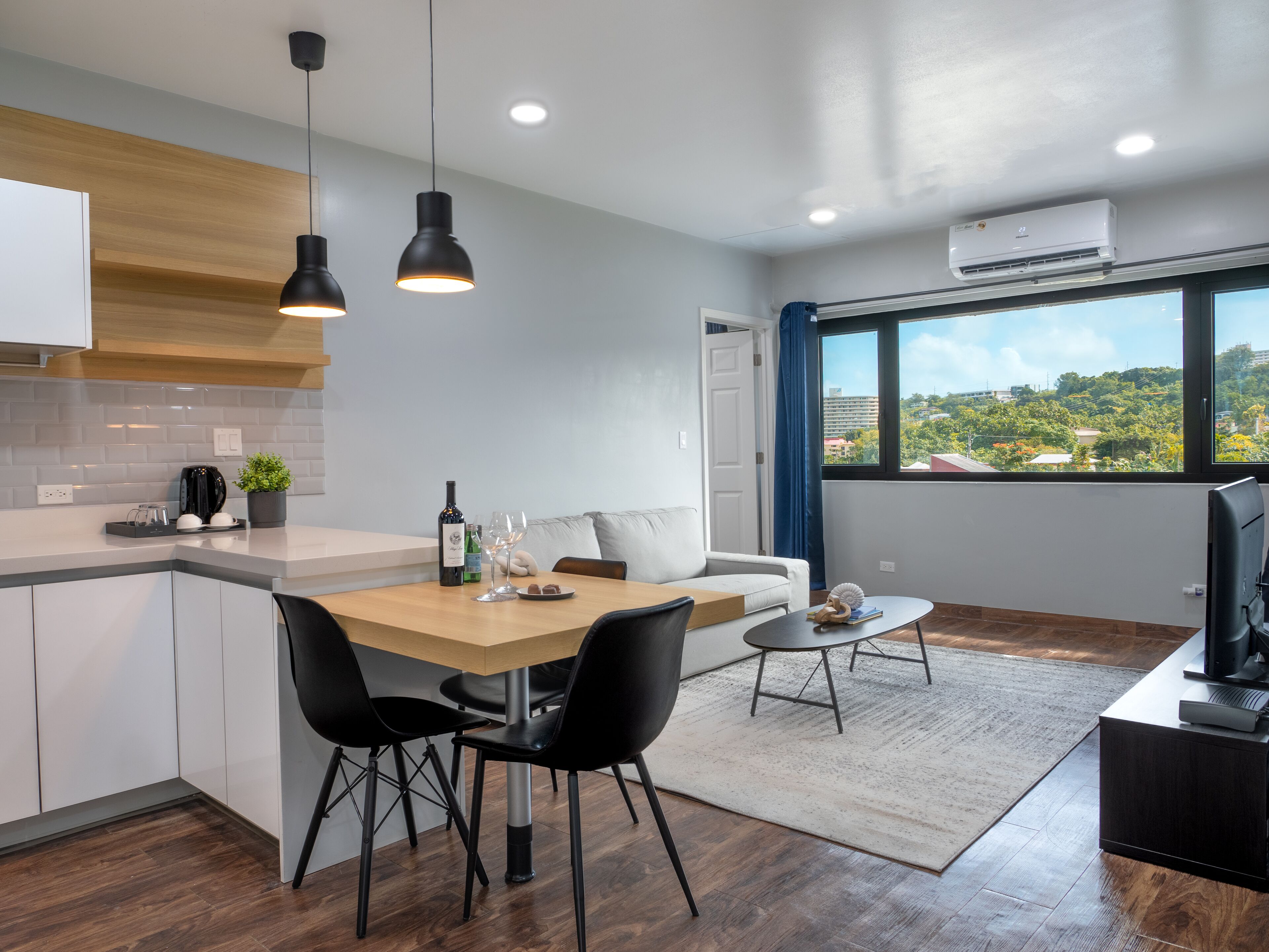 Suite Keluarga, 2 kamar tidur | Pemandangan gunung