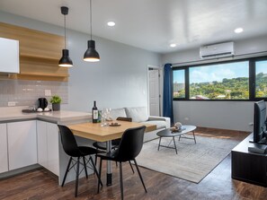 Suite familiar, 2 habitaciones | Vistas a la montaña