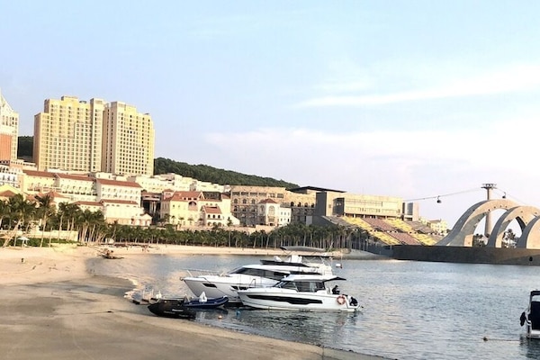 On the beach, white sand, beach bar