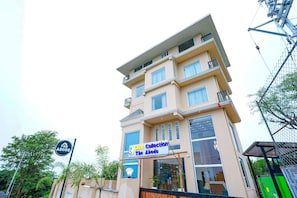 Front of property - Click Collection The Abode Dharamshala (Dharamshala)