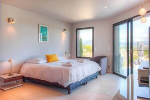 5 bedrooms, iron/ironing board, free WiFi, bed sheets - Alba by Pinarello Villa Services (Pinarello)