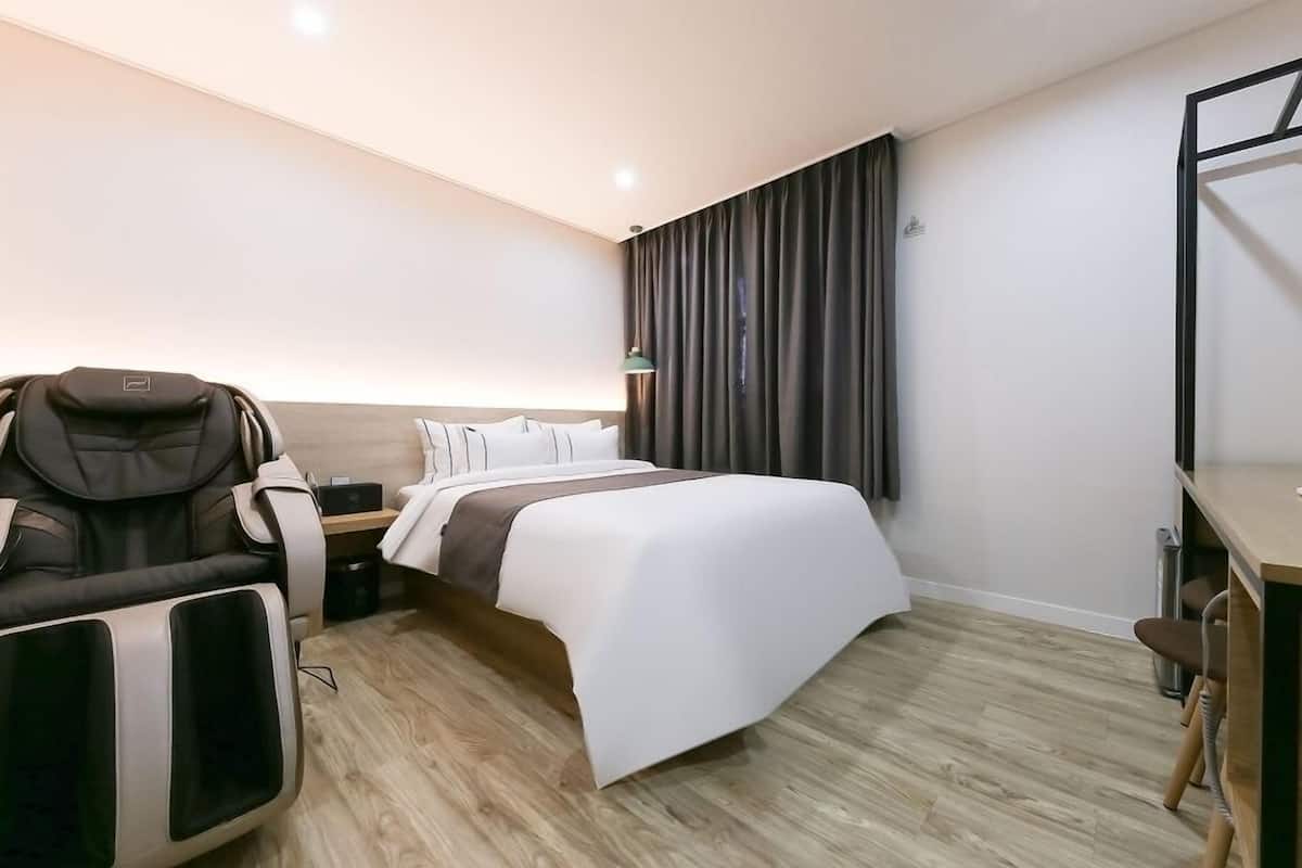Decoración personalizada, muebles diferentes y wifi gratis