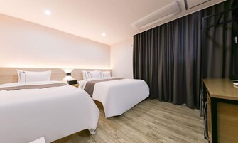 Standard Twin Room | Individually decorated, individually furnished, free WiFi, bed sheets