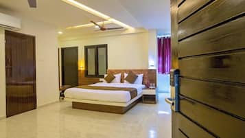 Superior Room | Premium bedding, soundproofing, free WiFi, bed sheets