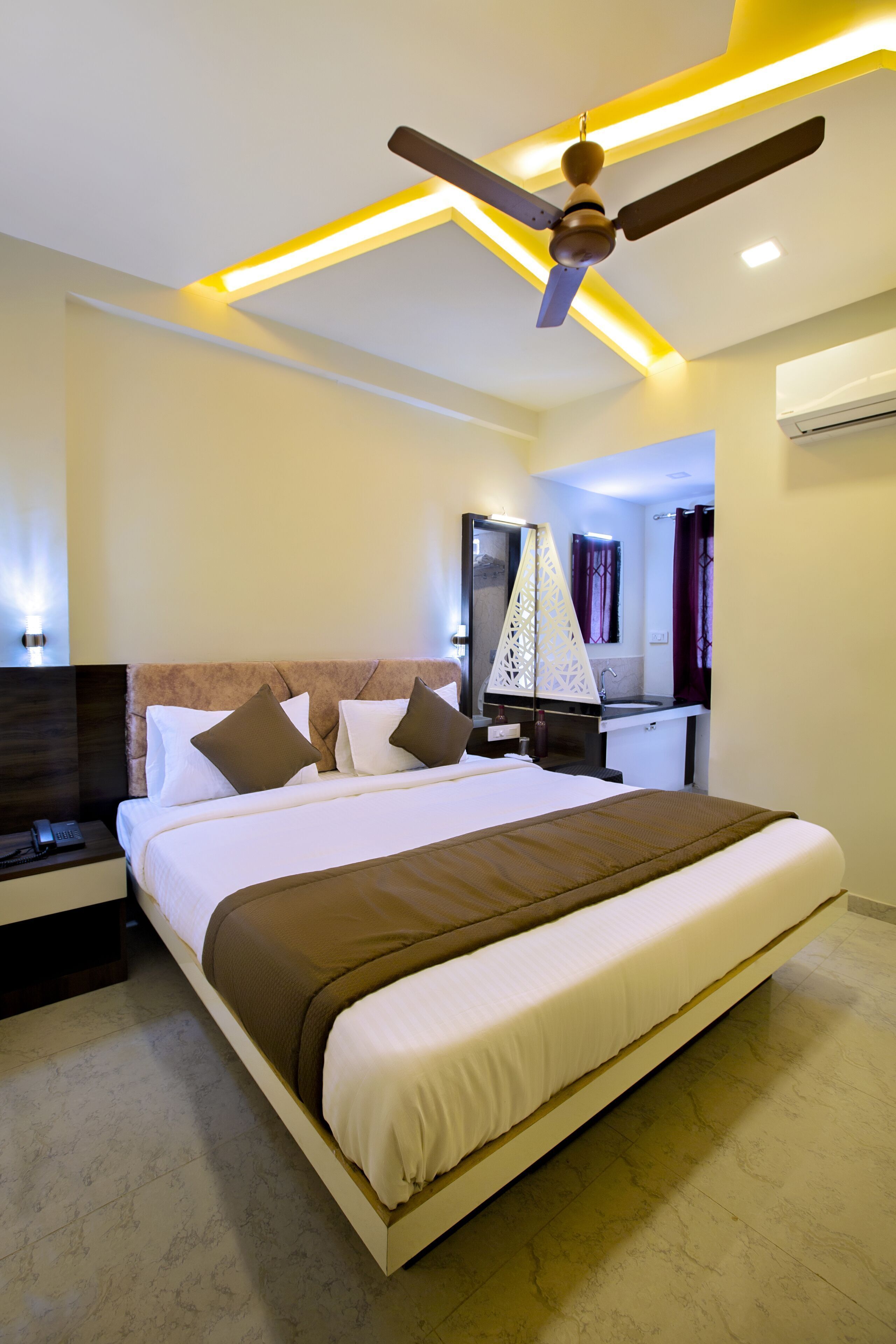 Premium bedding, soundproofing, free WiFi, bed sheets