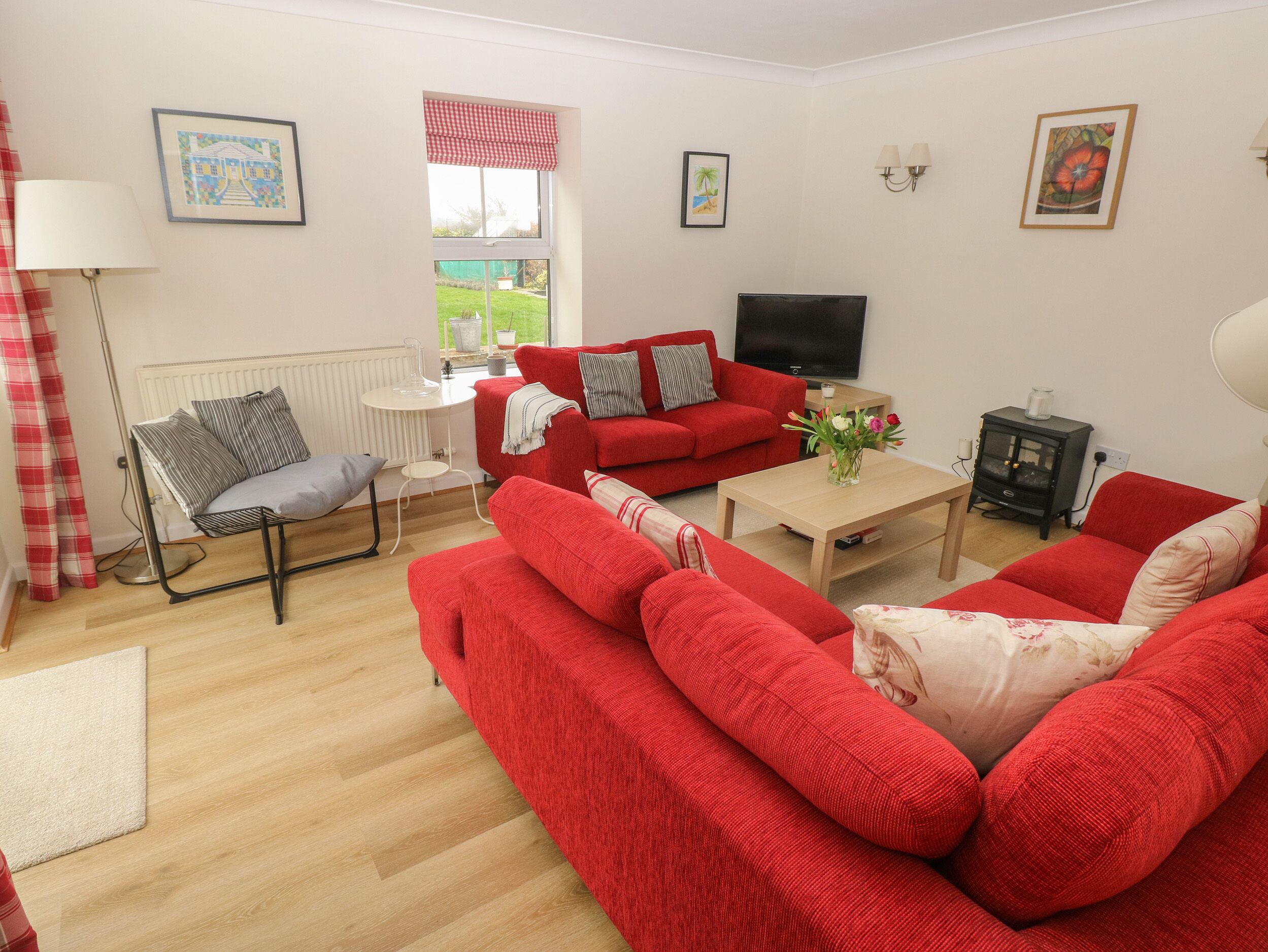 TY COETS, MORFA FARM, pet friendly in Llantwit Major