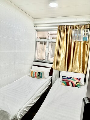 Club Double or Twin Room | WiFi (free) - Sunrise Hostel (Kowloon)