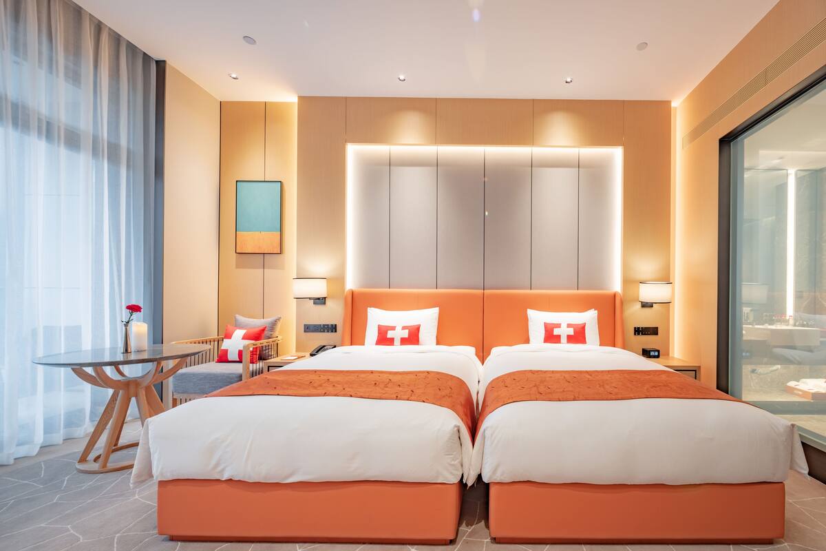 Phòng đôi hoặc 2 giường đơn Tiêu chuẩn | Minibar, két bảo mật tại phòng, truy cập Internet không dây miễn phí 