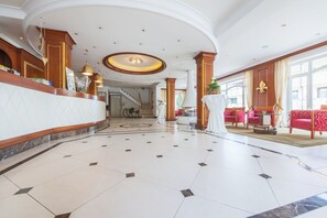 Lobby - Hotel Dreiflüssehof Gästehaus (Passau)