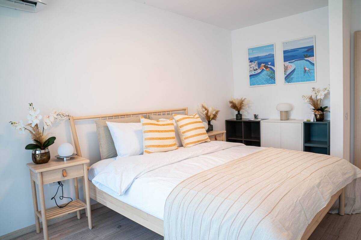 Wifi gratis y ropa de cama
