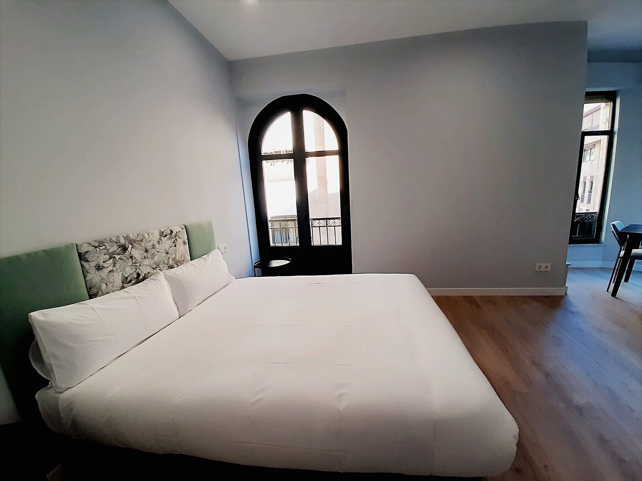 Hypo-allergenic bedding, down duvets, memory-foam beds, desk