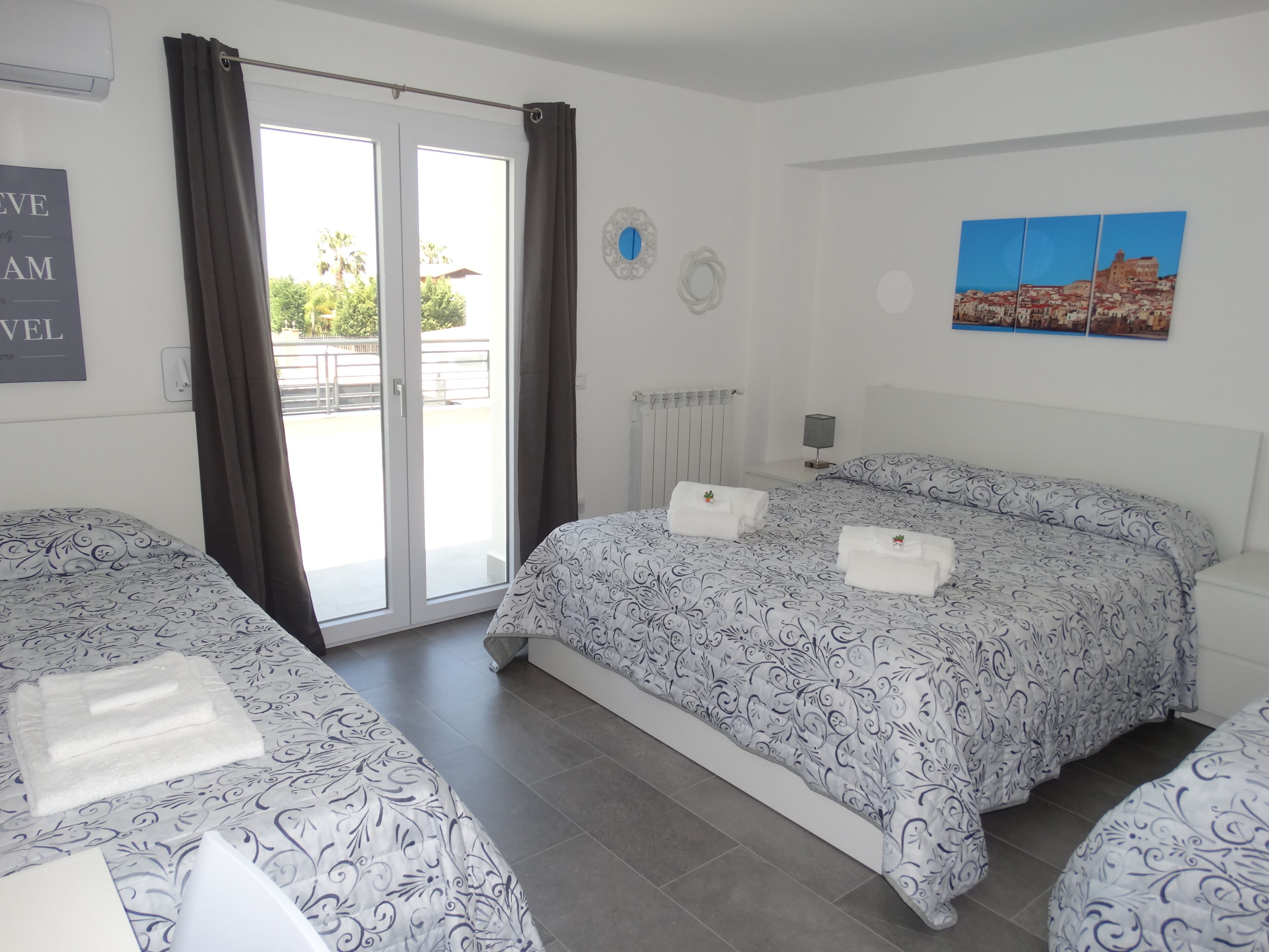 Villa Milicia - Nuova Costruzione con Piscina Vicino al Mare