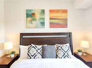 4 habitaciones, tabla de planchar con plancha y wifi gratis