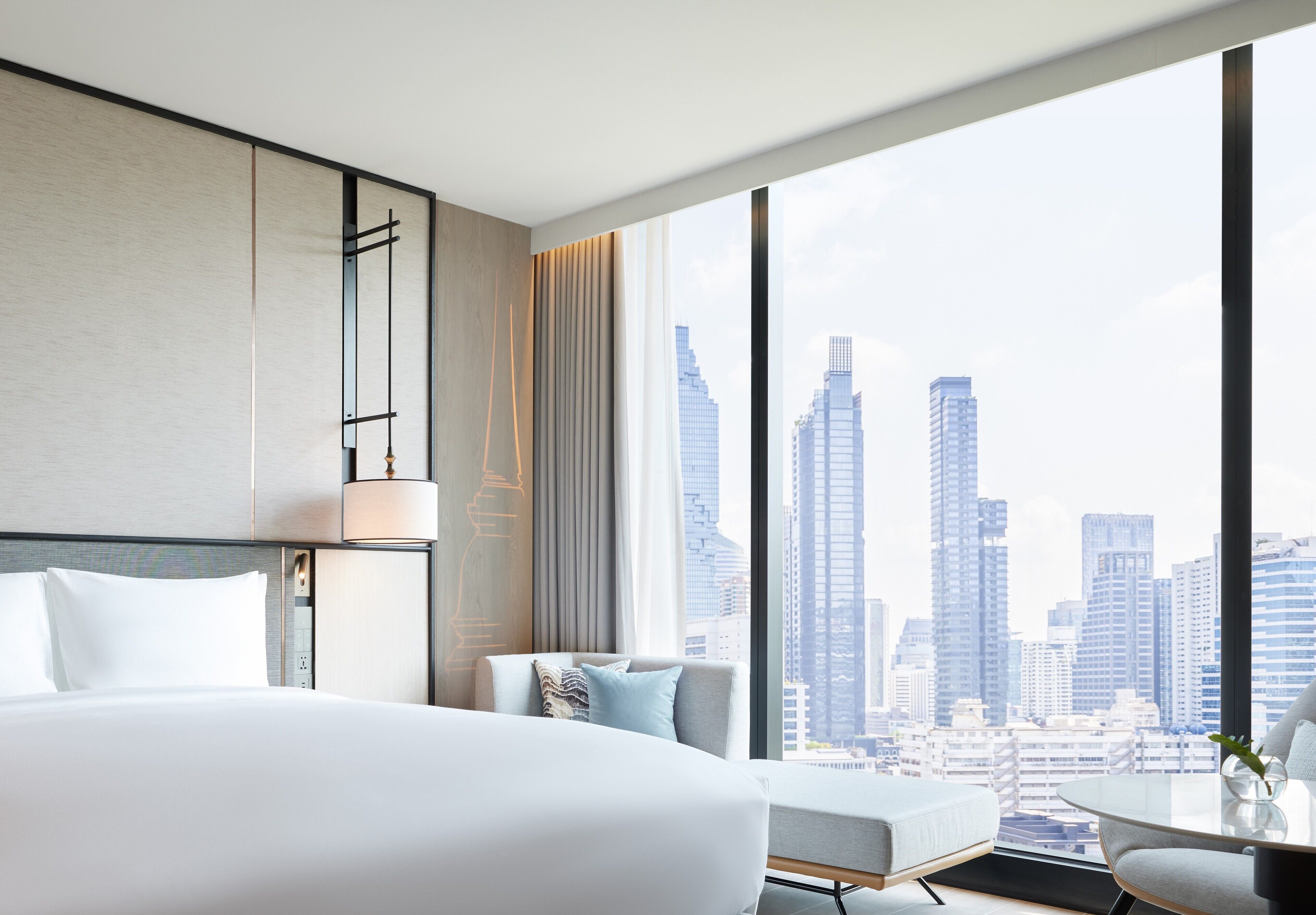 Superior Room, 1 King Bed | City view