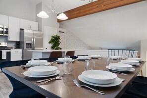 Dining - Poconos Game Cabin: Arcade, Hot Tub, Fire Pit! (, Tobyhanna)