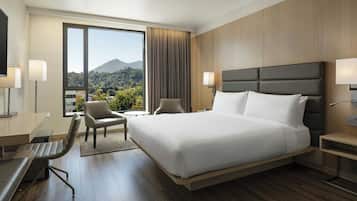 1 Schlafzimmer, hochwertige Bettwaren, Pillowtop-Betten, Schreibtisch