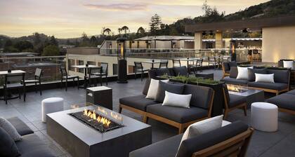 AC Hotel San Rafael Downtown