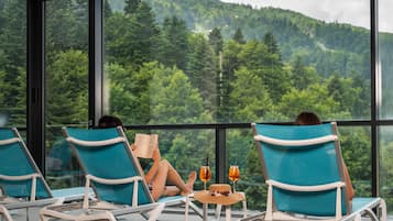 Salas de tratamiento para parejas, baño turco o hammam y aromaterapia