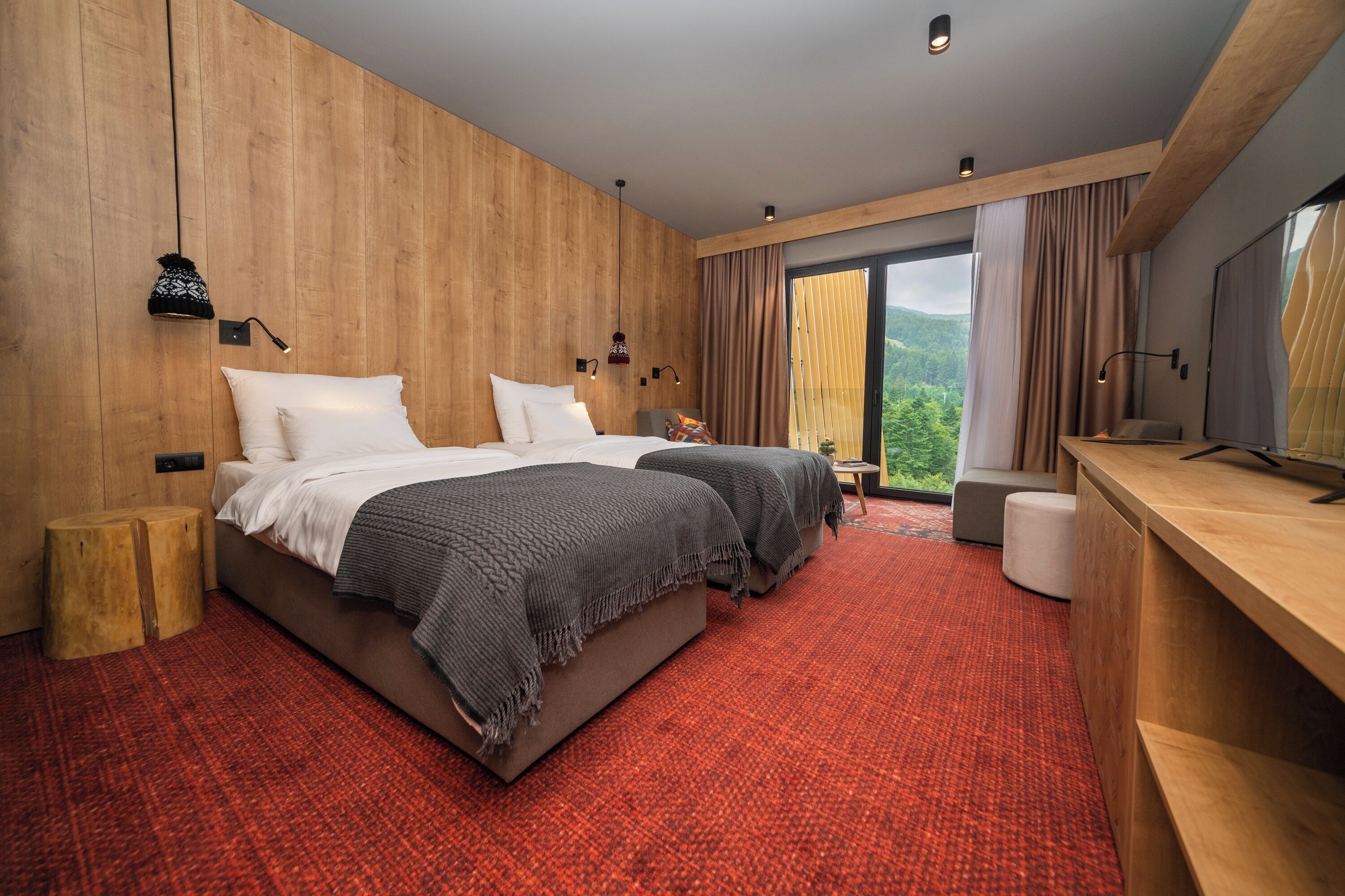 Superior Room Ski Slope View | In-room safe, desk, laptop workspace, soundproofing