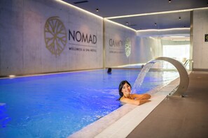 Indoor pool, sun loungers - Hotel Nomad (Bjelasnica)