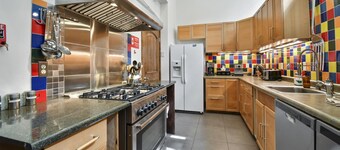 Holiday Stays Available! Luxury 8-Bedroom Home in the Heart of Park City - Walk