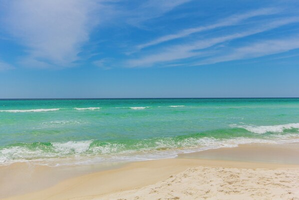 Una spiaggia nelle vicinanze