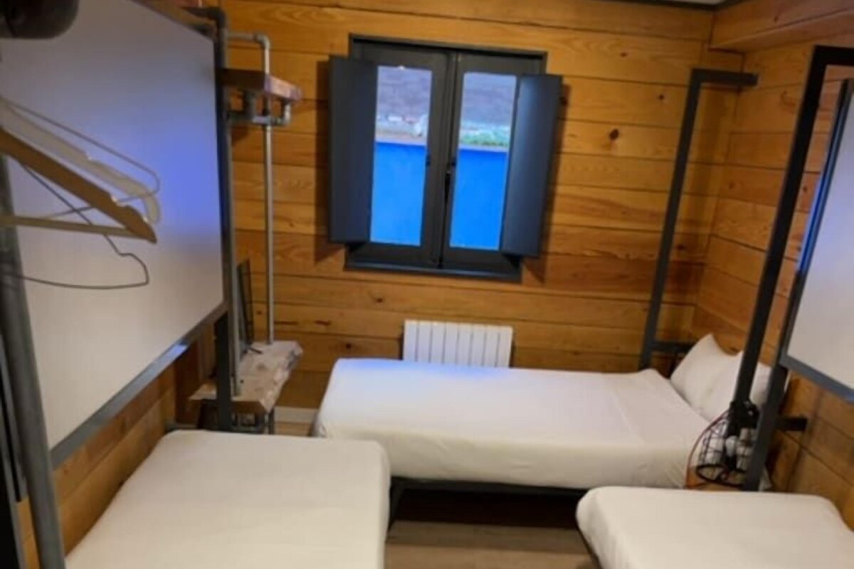Literie hypoallergénique, couette en duvet d'oie, chambres insonorisées