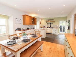 Fridge, dishwasher, electric kettle, toaster