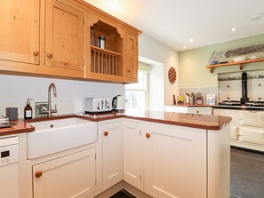 Fridge, dishwasher, electric kettle, toaster