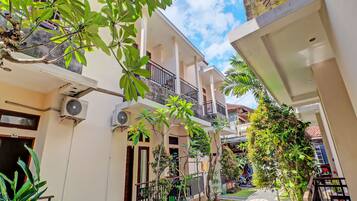 Bagian depan properti