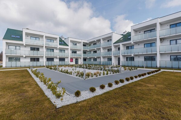 Exterior - Sunset Resort 100A | Trendy Apartment | Parking (Grzybowo)