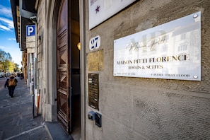 Front of property - Maison Pitti Florence (Florence)