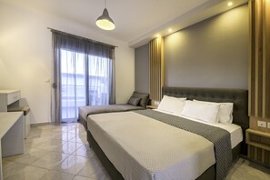 Standard Double Room, Pool View | Hypo-allergenic bedding, soundproofing, free WiFi, bed sheets - Hotel Akritas Pefkochori (Kassandra)