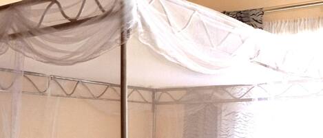 1 多间卧室、熨斗/熨衣板、WiFi、床单