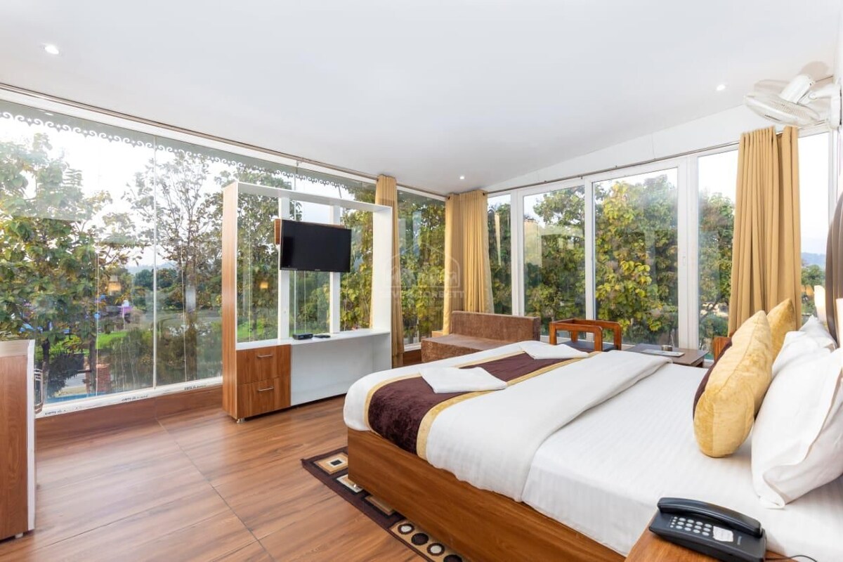 Kamar Grand