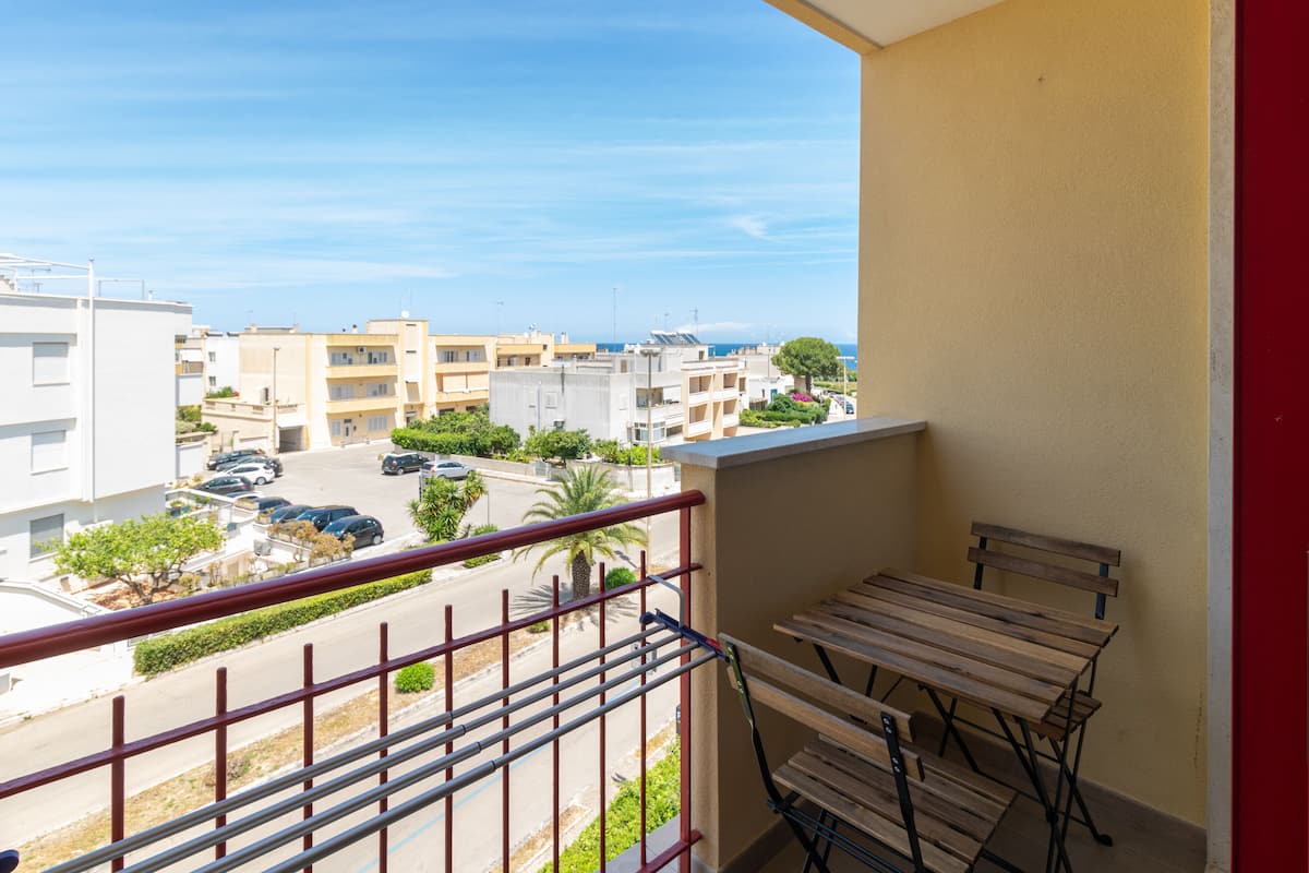 Comfort appartement, 1 slaapkamer, terras, uitzicht op zee | 1 slaapkamer, Italiaanse Frette-lakens, luxe beddengoed