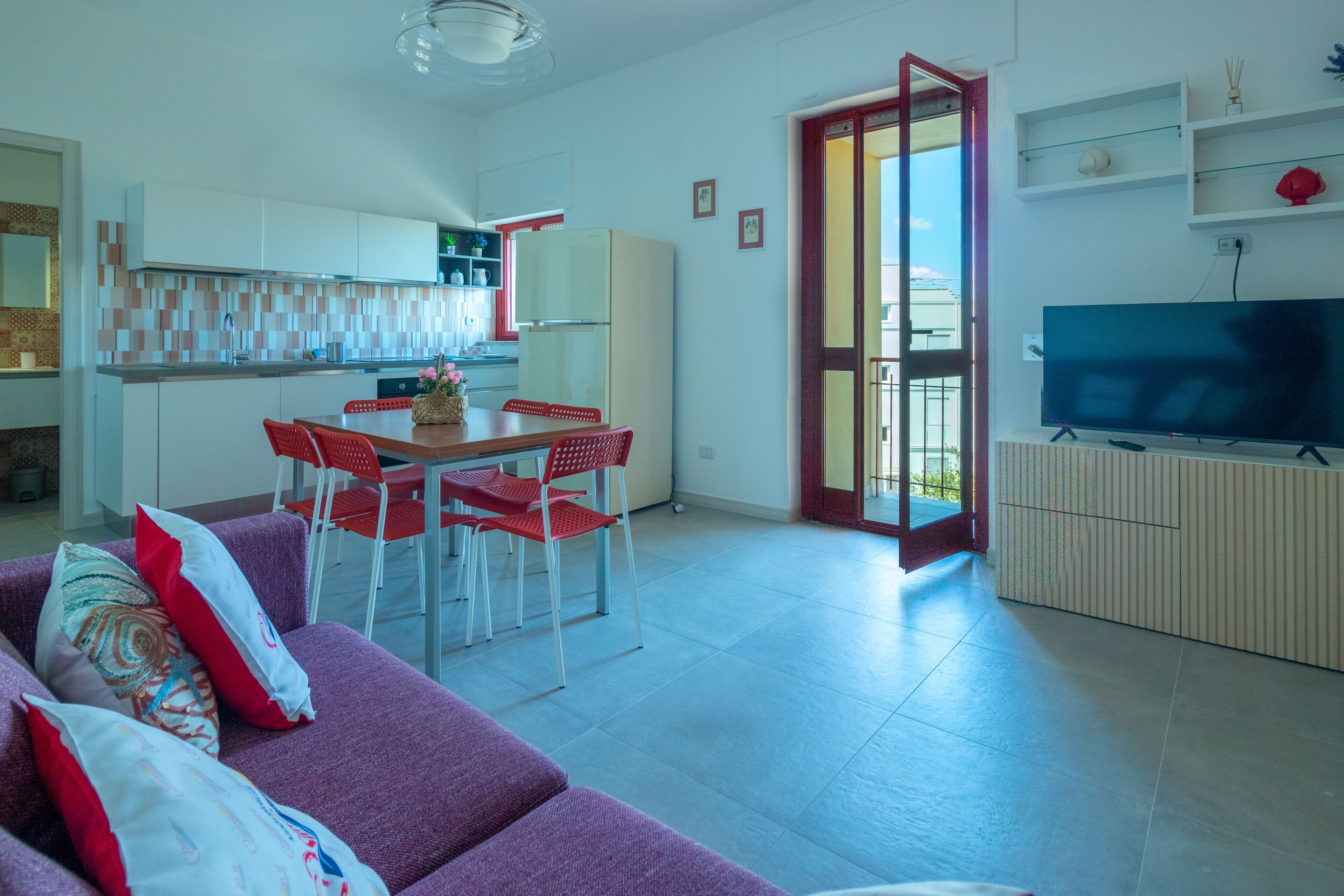 Comfort Apartment, 1 Bedroom, Balcony, Sea View | Private kitchen | Full-sized fridge, oven, stovetop, dishwasher