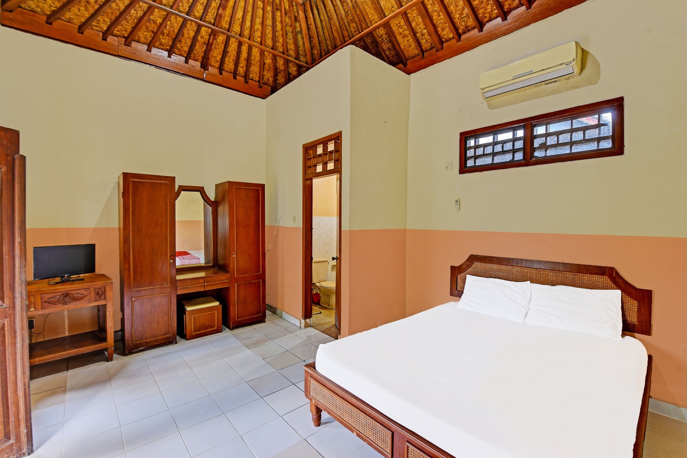 OYO 91503 Hotel Gedong Ayu