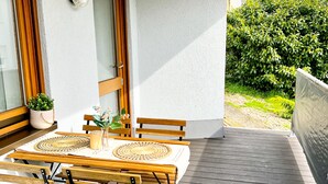 屋外ダイニングエリア