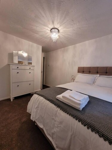 Tastefully Decorated 1 bed Flat Near Abbeywood