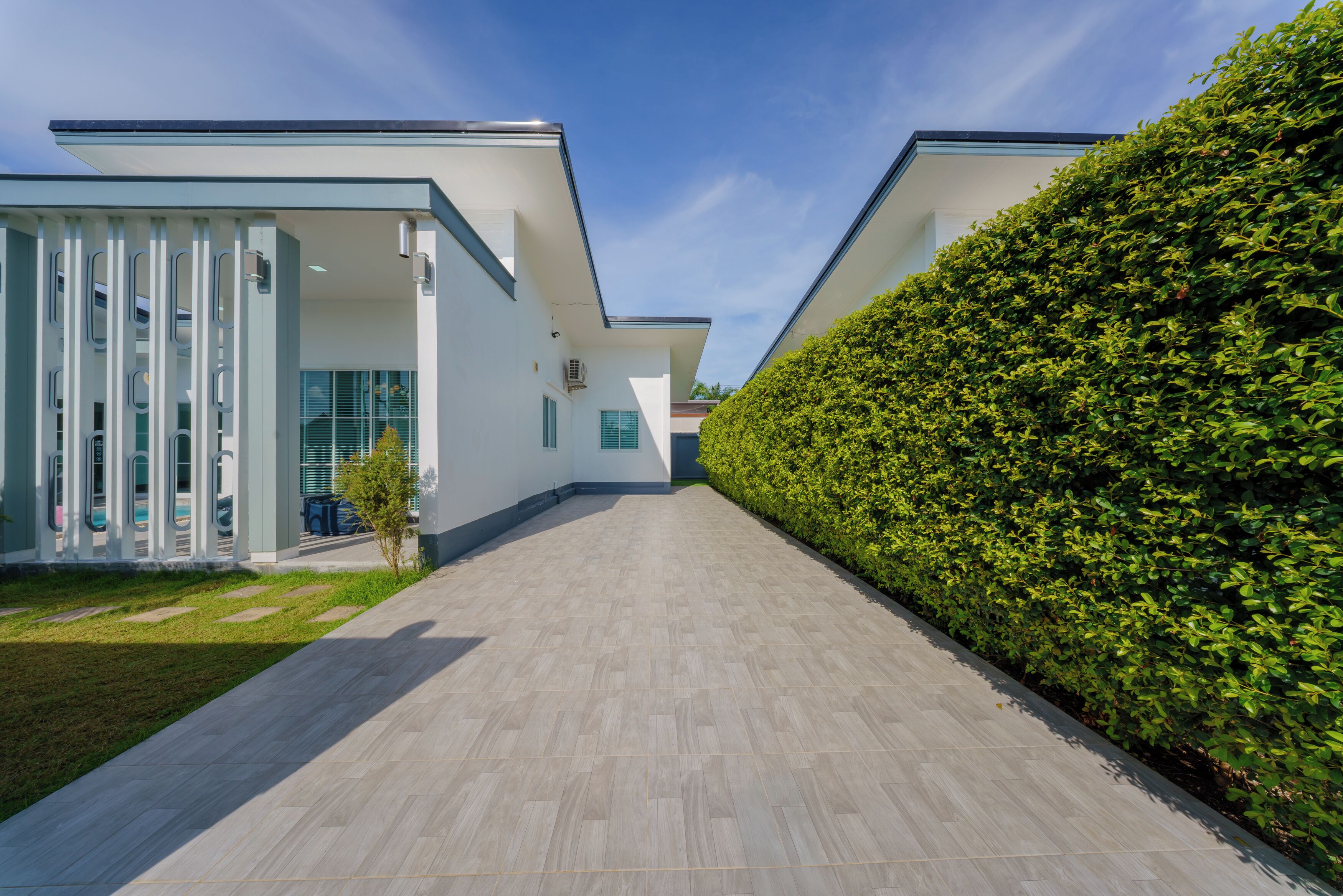 3 Bedroom PoolVilla with Rooftop Terrace | Vista para o jardim
