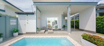 Lark Pool Villa Krabi