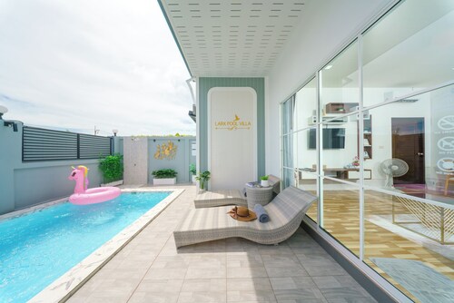 Lark Pool Villa Krabi