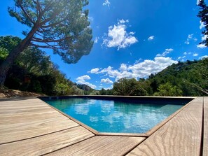 Piscine extérieure, piscine chauffée