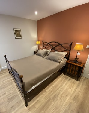 4 chambres, fer et planche Ă repasser, Wi-Fi gratuit, draps fournis