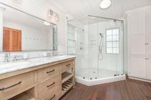 Bathtub, hair dryer - Sugar Grove- 4 BR in Old Seagrove, Private Heated Pool, Steps to Beach and (Seagrove Beach)