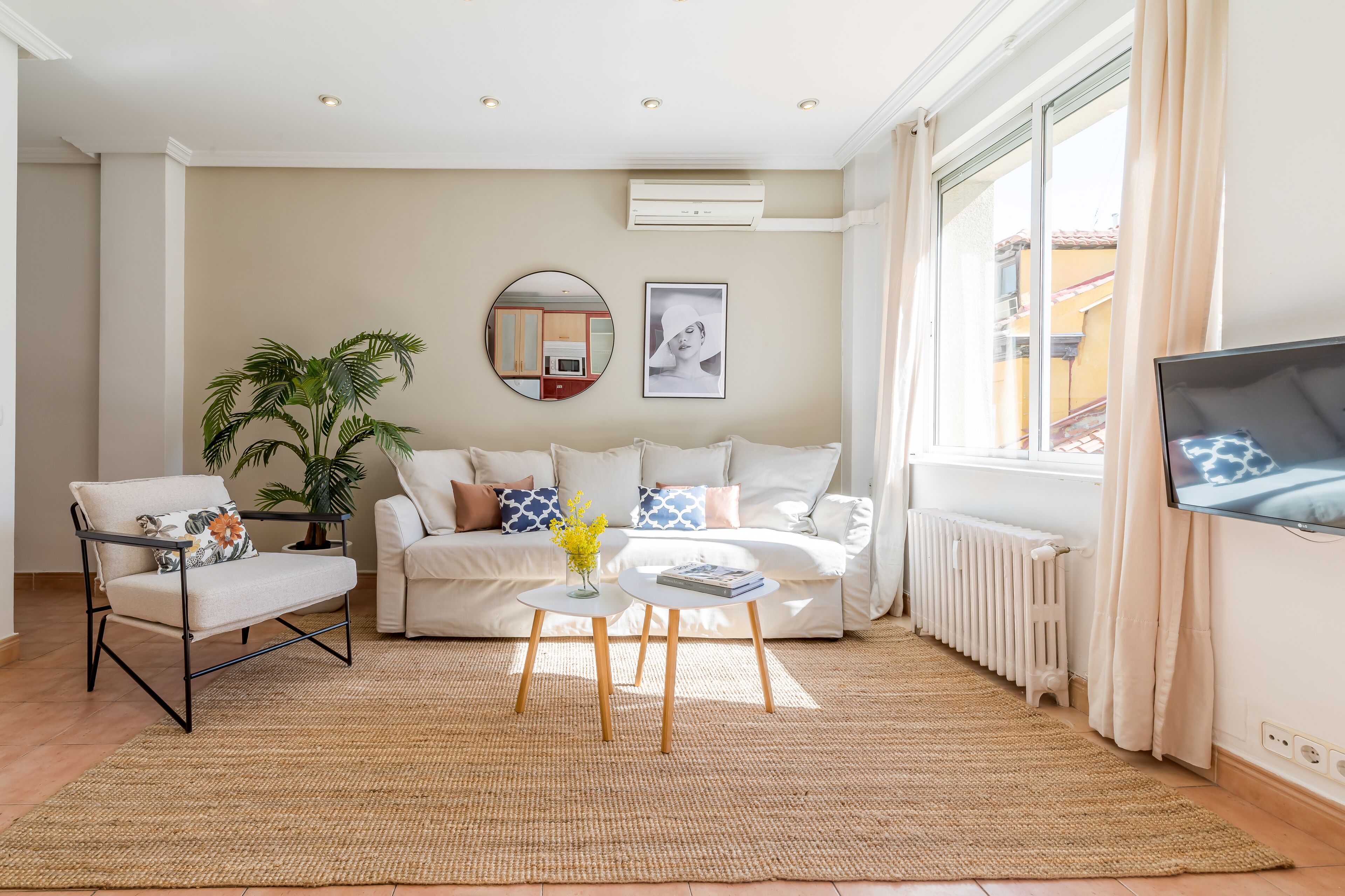 Bright and quiet near Gran Vía