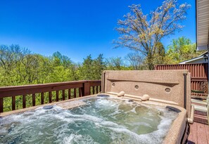 مغطس سبا خارجي