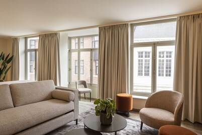 Dukes’ Apartments Grand Place – by Dukes’ Hotel Collection